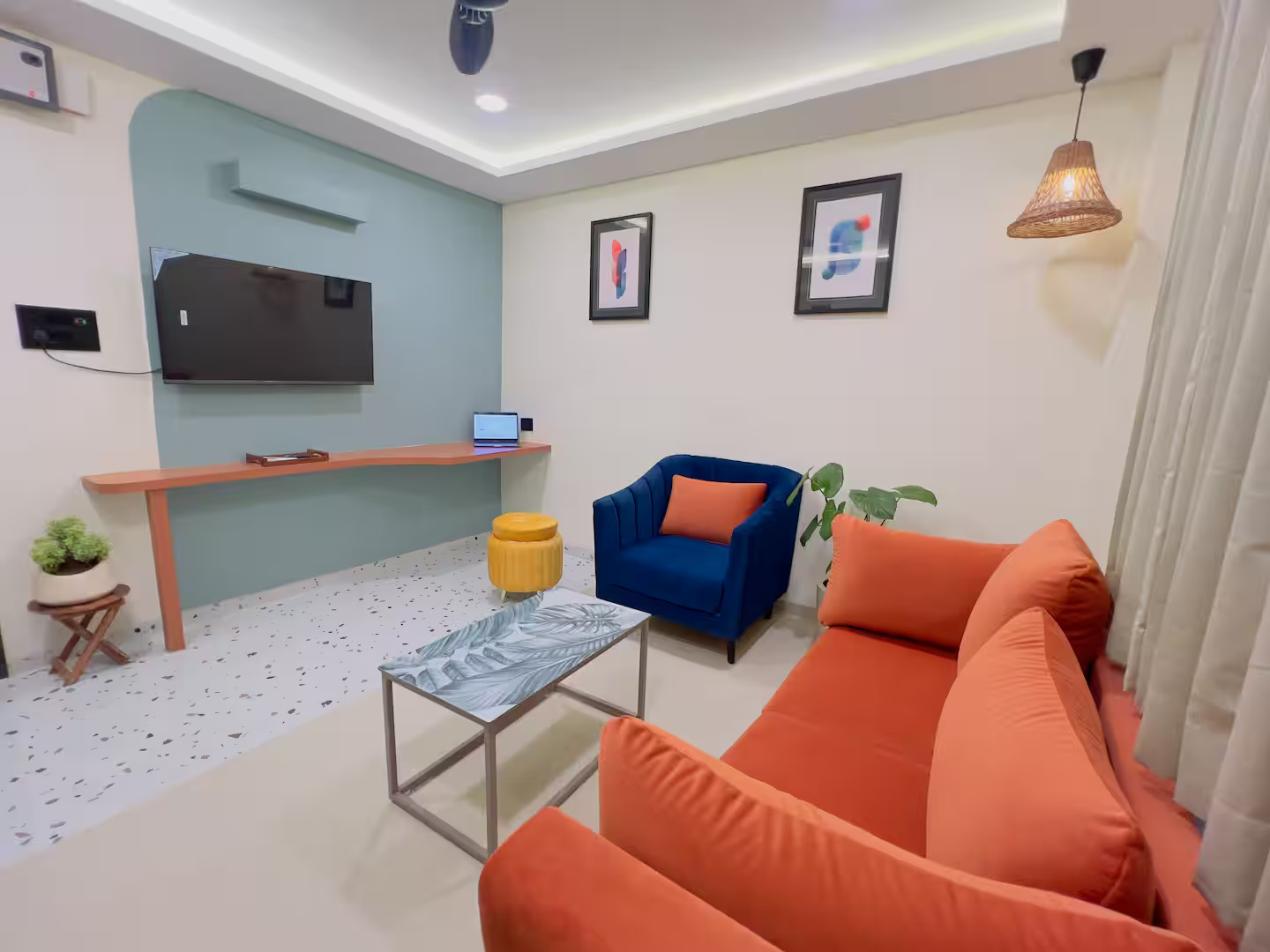 Hostique Onyx, Self Check-in Apartment for Couples